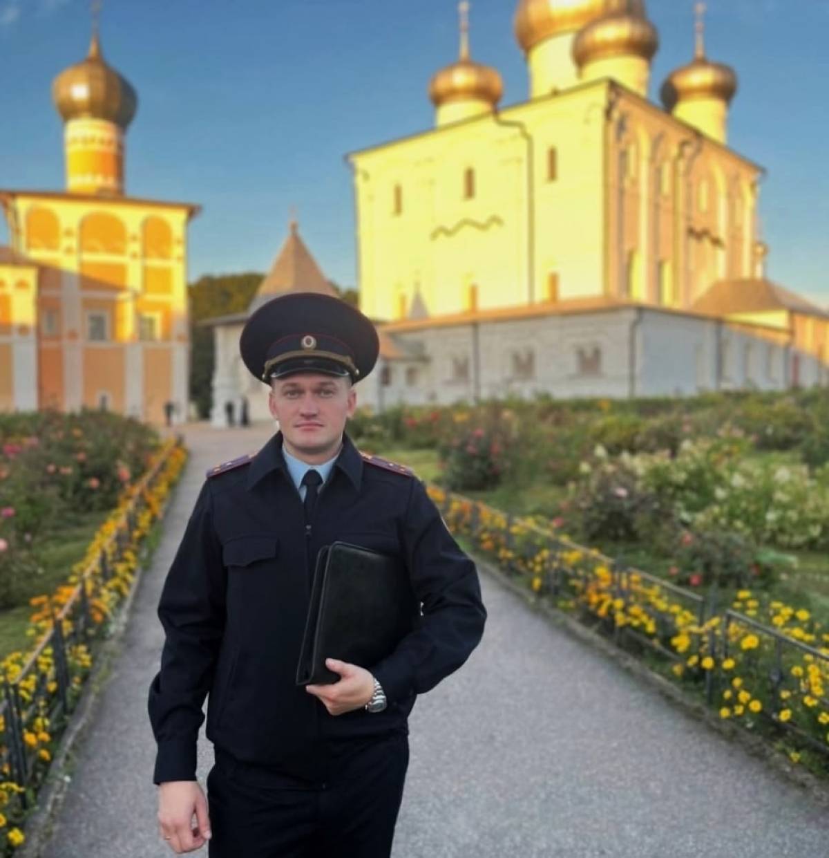 На участке у Никиты